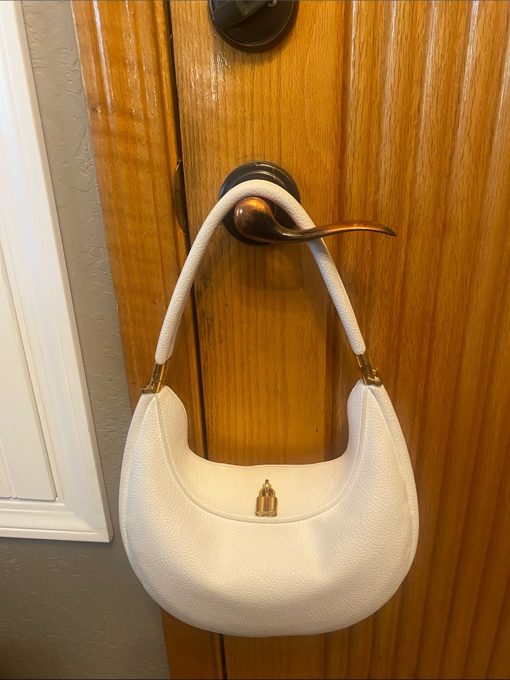 Songmont Luna Ivory white Vegan Leather Hobo Bag w/Gold Hardware No Long Strap - Picture 4 of 12